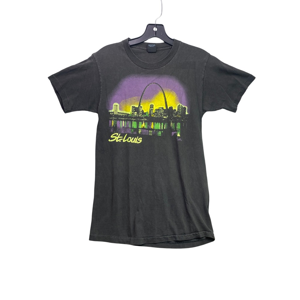 Wild Oats Shirt Men Medium St Louis Skyline Vintage 90s Single Stitch Streetwear